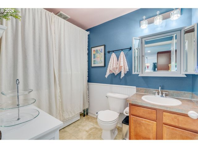 4819 Se REX Dr, Portland, OR 97206