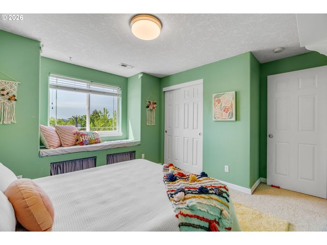 4819 Se REX Dr, Portland, OR 97206