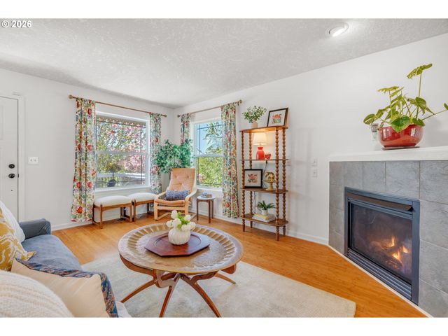 4819 Se REX Dr, Portland, OR 97206