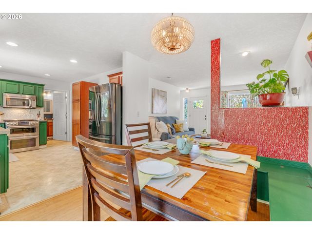 4819 Se REX Dr, Portland, OR 97206