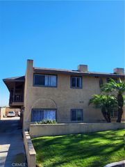 26214 President Avenue D, Harbor City, CA 90710