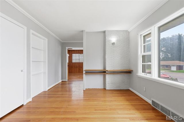 9409 Reavis Barracks Road, St Louis, MO 63123