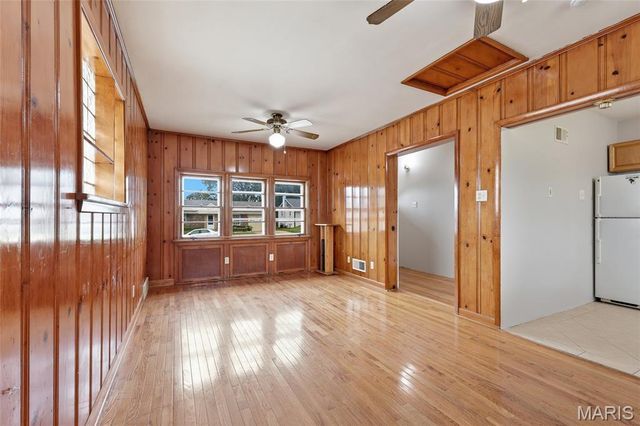 9409 Reavis Barracks Road, St Louis, MO 63123