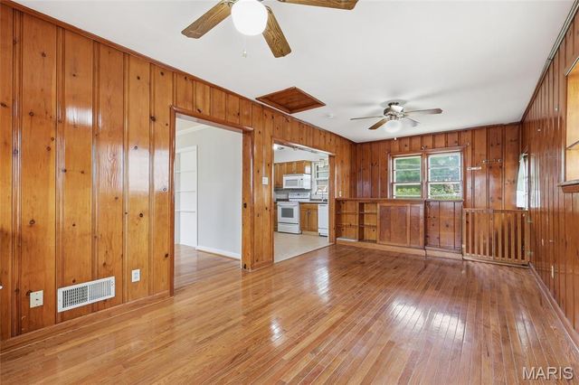 9409 Reavis Barracks Road, St Louis, MO 63123