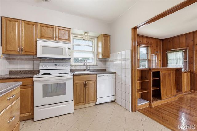 9409 Reavis Barracks Road, St Louis, MO 63123