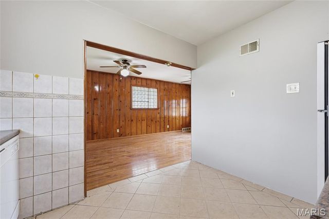 9409 Reavis Barracks Road, St Louis, MO 63123