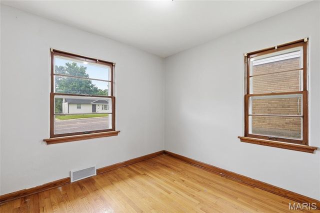 9409 Reavis Barracks Road, St Louis, MO 63123