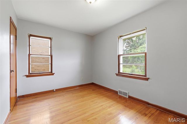 9409 Reavis Barracks Road, St Louis, MO 63123