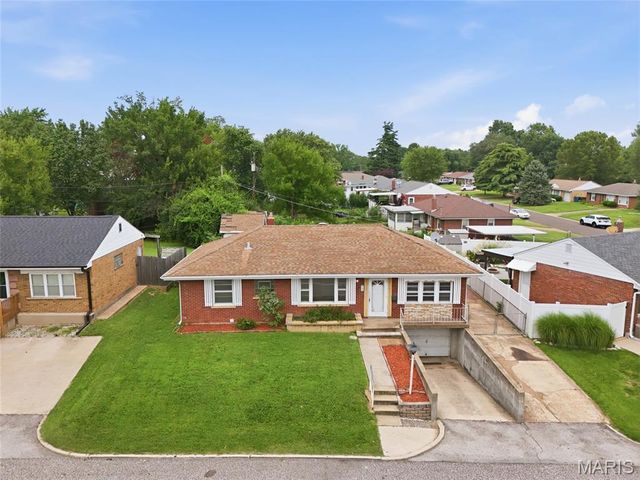 9409 Reavis Barracks Road, St Louis, MO 63123