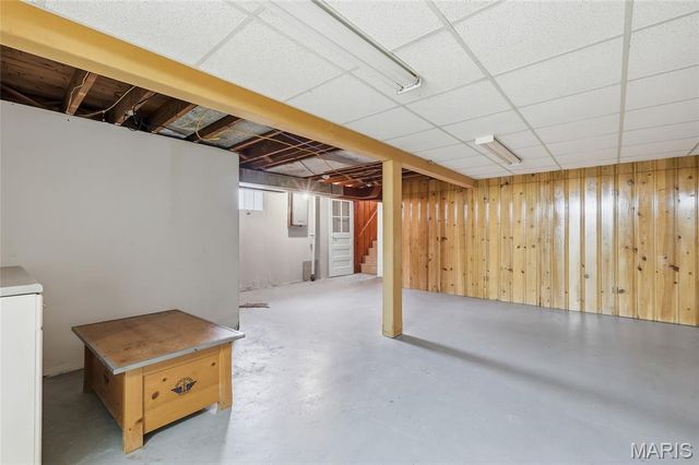 9409 Reavis Barracks Road, St Louis, MO 63123