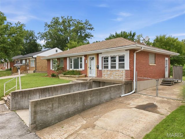 9409 Reavis Barracks Road, St Louis, MO 63123