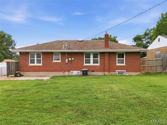 9409 Reavis Barracks Road, St Louis, MO 63123