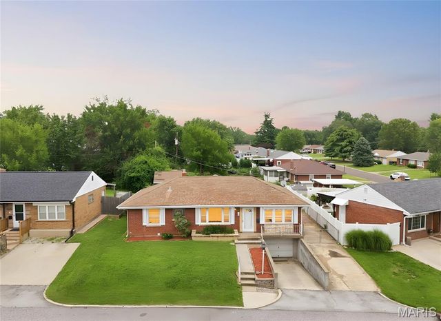 9409 Reavis Barracks Road, St Louis, MO 63123