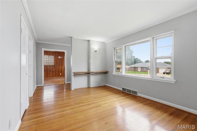 9409 Reavis Barracks Road, St Louis, MO 63123