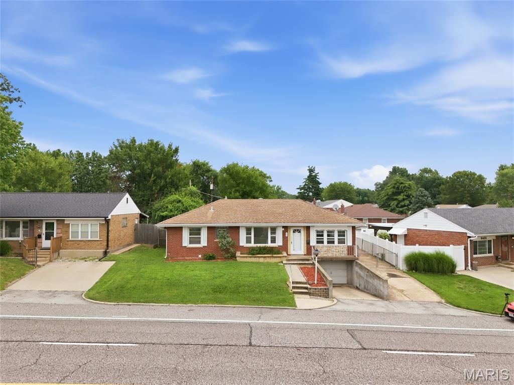9409 Reavis Barracks Road, St Louis, MO 63123