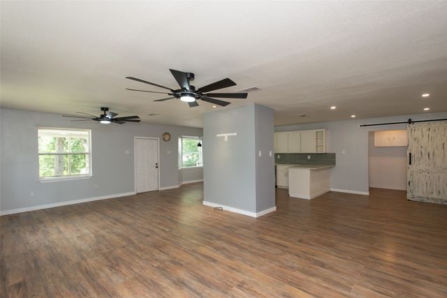 630 Cedarcrest Drive, Tool, TX 75143