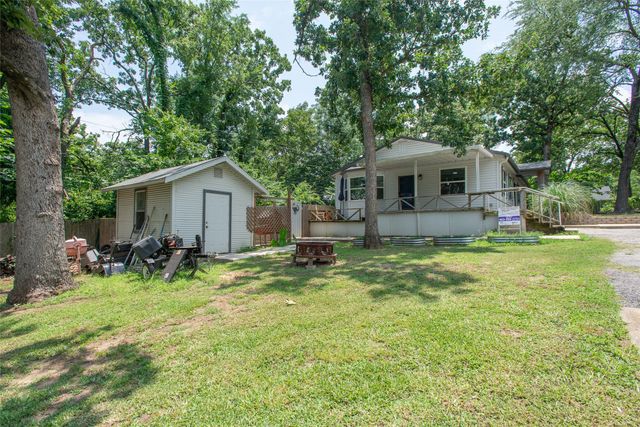 630 Cedarcrest Drive, Tool, TX 75143
