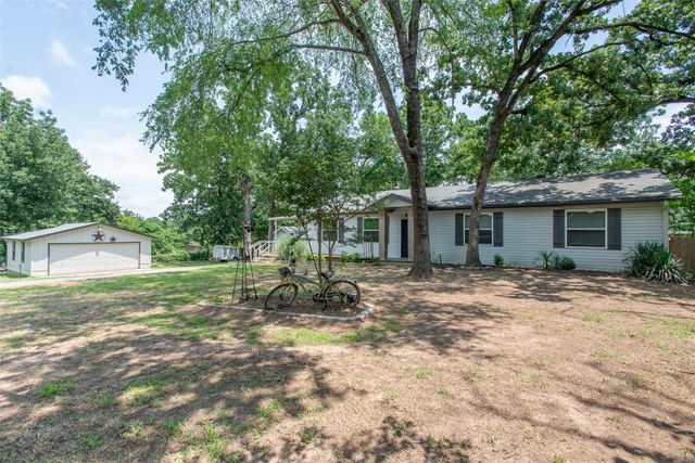 630 Cedarcrest Drive, Tool, TX 75143