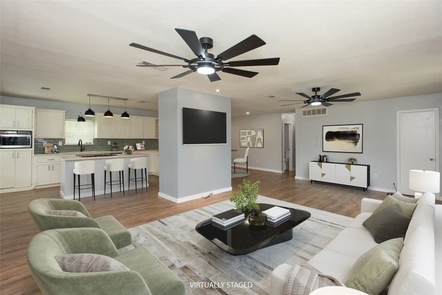 630 Cedarcrest Drive, Tool, TX 75143