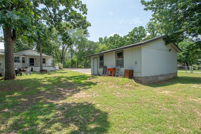 630 Cedarcrest Drive, Tool, TX 75143