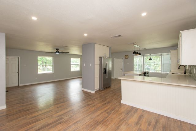 630 Cedarcrest Drive, Tool, TX 75143