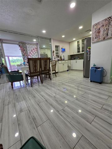 10801 NE 10th Avenue, Biscayne Park, FL 33161