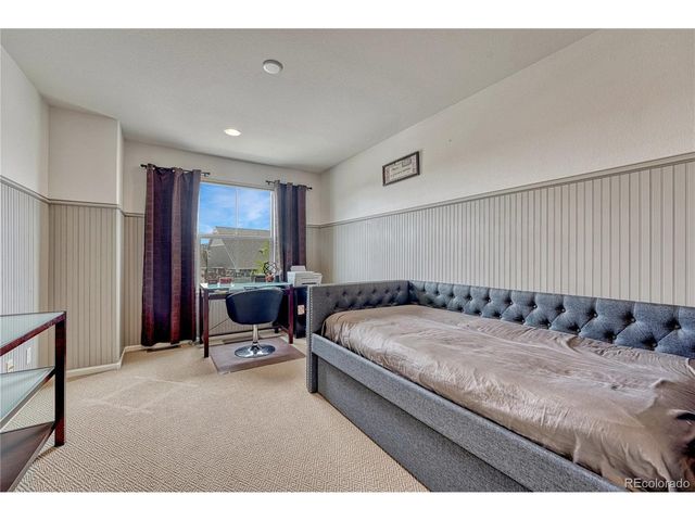 5625 S Buchanan St, Aurora, CO 80016