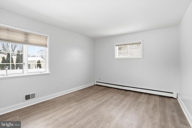 29 ROLLING LANE, Hamilton, NJ 08690