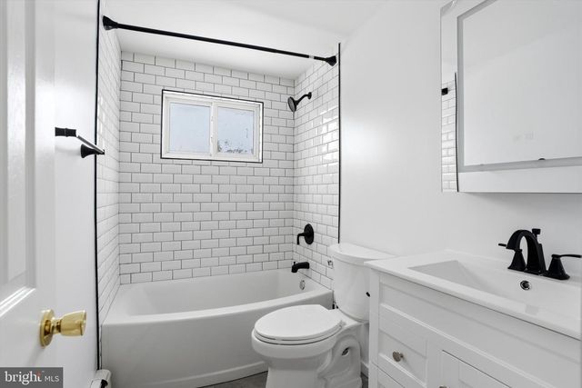 29 ROLLING LANE, Hamilton, NJ 08690