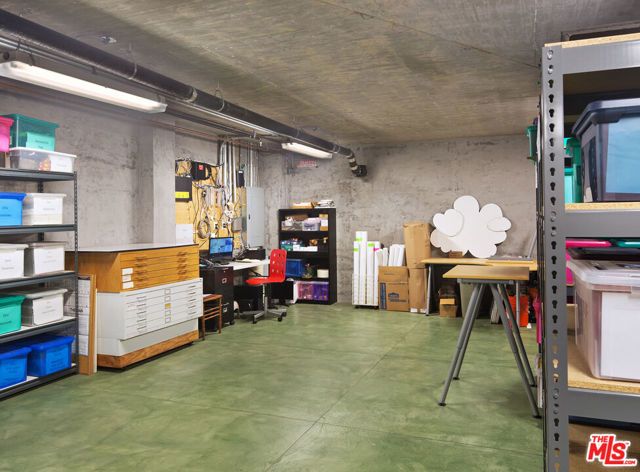 201 Entrada Drive, Santa Monica, CA 90402