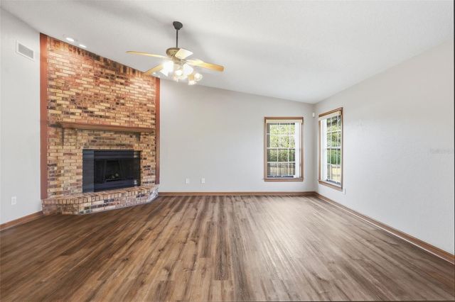 432 N PINE MEADOW DRIVE, Debary, FL 32713