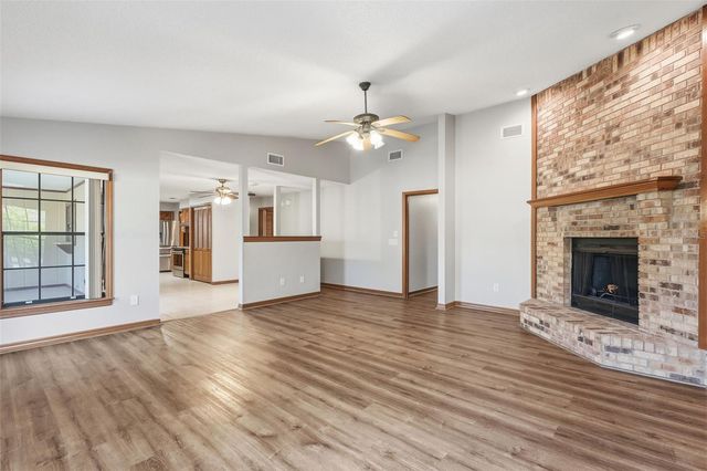 432 N PINE MEADOW DRIVE, Debary, FL 32713