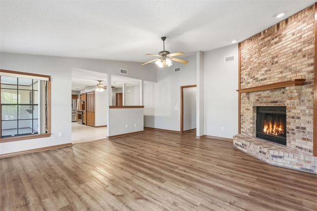 432 N PINE MEADOW DRIVE, Debary, FL 32713