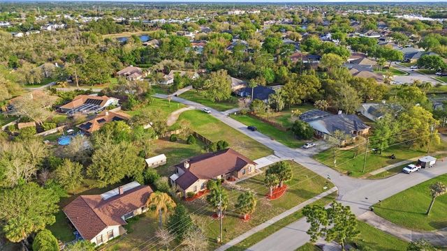 432 N PINE MEADOW DRIVE, Debary, FL 32713