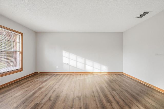 432 N PINE MEADOW DRIVE, Debary, FL 32713