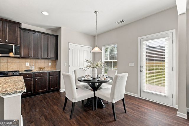 1042 Sonoma Drive SW, Lawrenceville, GA 30045