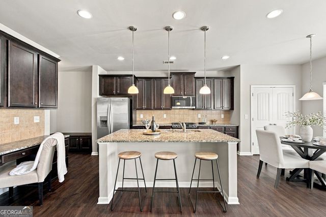 1042 Sonoma Drive SW, Lawrenceville, GA 30045