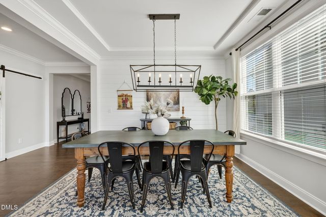 404 Honeyridge Lane, Holly Springs, NC 27540