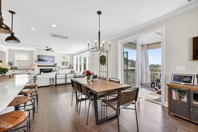 404 Honeyridge Lane, Holly Springs, NC 27540