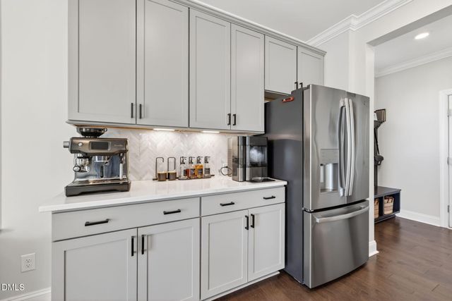 404 Honeyridge Lane, Holly Springs, NC 27540