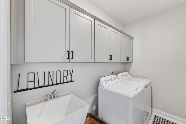 404 Honeyridge Lane, Holly Springs, NC 27540