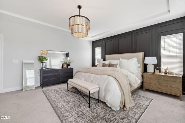 404 Honeyridge Lane, Holly Springs, NC 27540