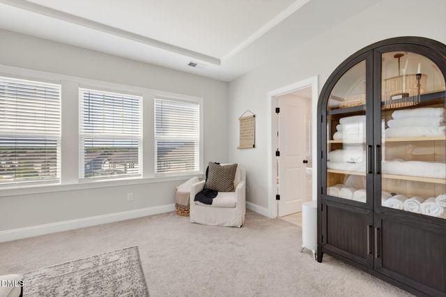 404 Honeyridge Lane, Holly Springs, NC 27540