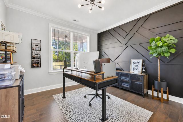 404 Honeyridge Lane, Holly Springs, NC 27540