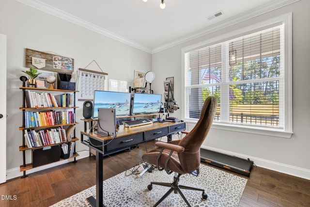 404 Honeyridge Lane, Holly Springs, NC 27540