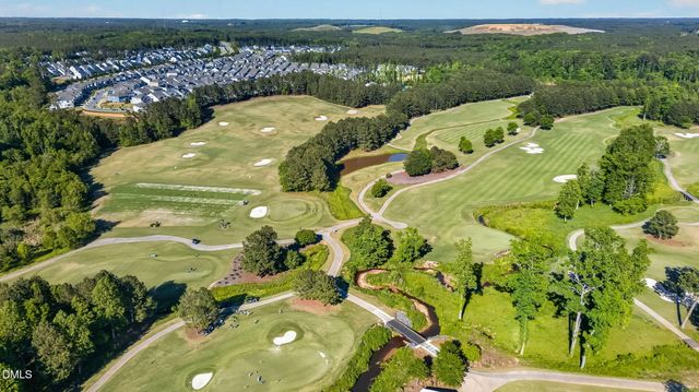 404 Honeyridge Lane, Holly Springs, NC 27540