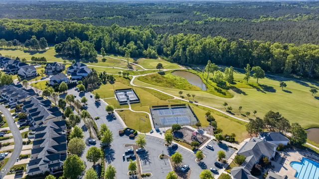 404 Honeyridge Lane, Holly Springs, NC 27540