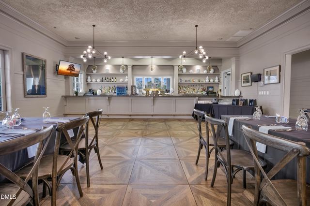 404 Honeyridge Lane, Holly Springs, NC 27540