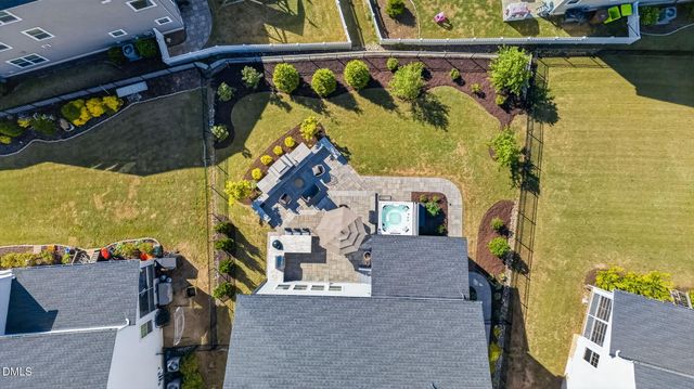 404 Honeyridge Lane, Holly Springs, NC 27540