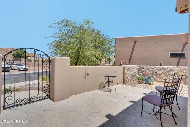 8185 Willow Bloom Circle, Las Cruces, NM 88007